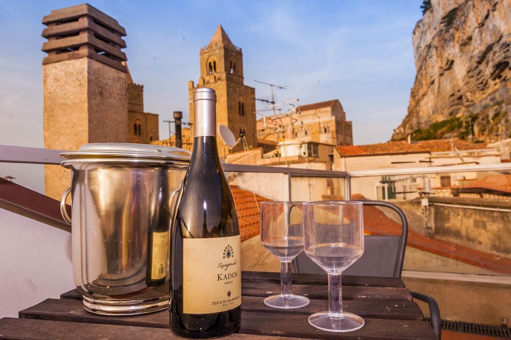 Penthouse Duomo Lejlighed Cefalù Eksteriør billede