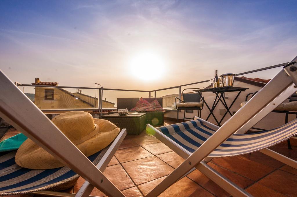 Penthouse Duomo Lejlighed Cefalù Eksteriør billede